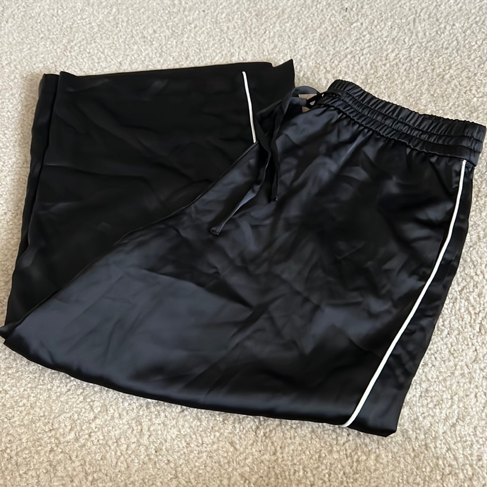 Zara satin wide leg side striped cropped pants